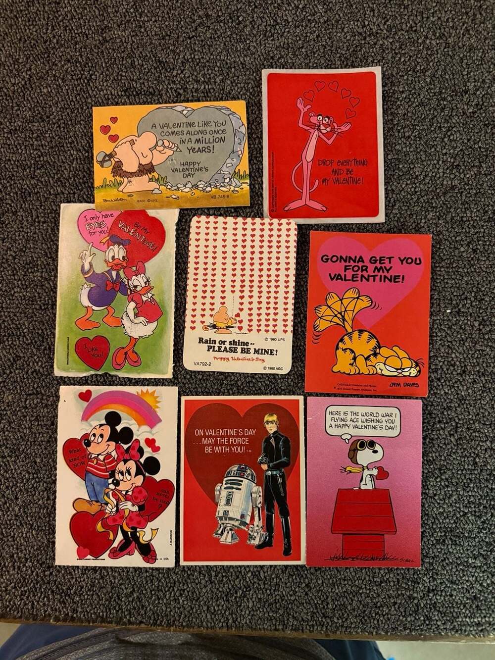 Bundle of 8 Vintage Valentines Day Cards